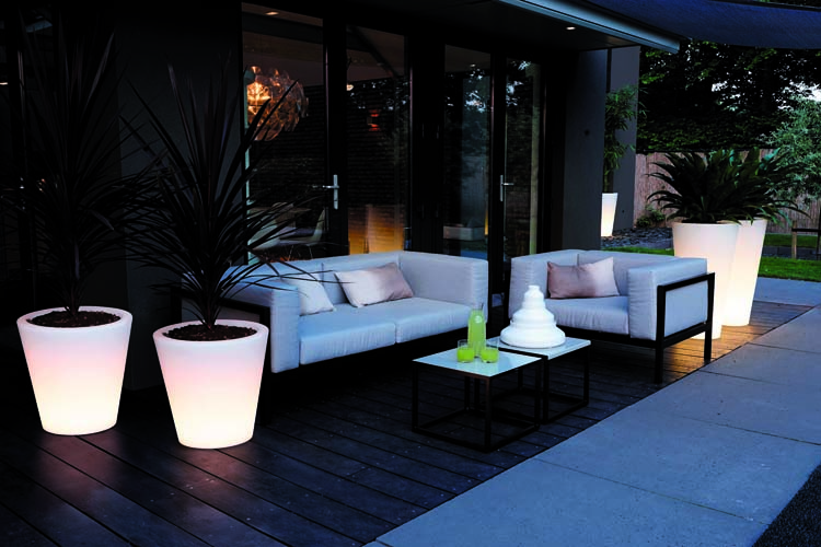 elho_pure straight LED light.i1